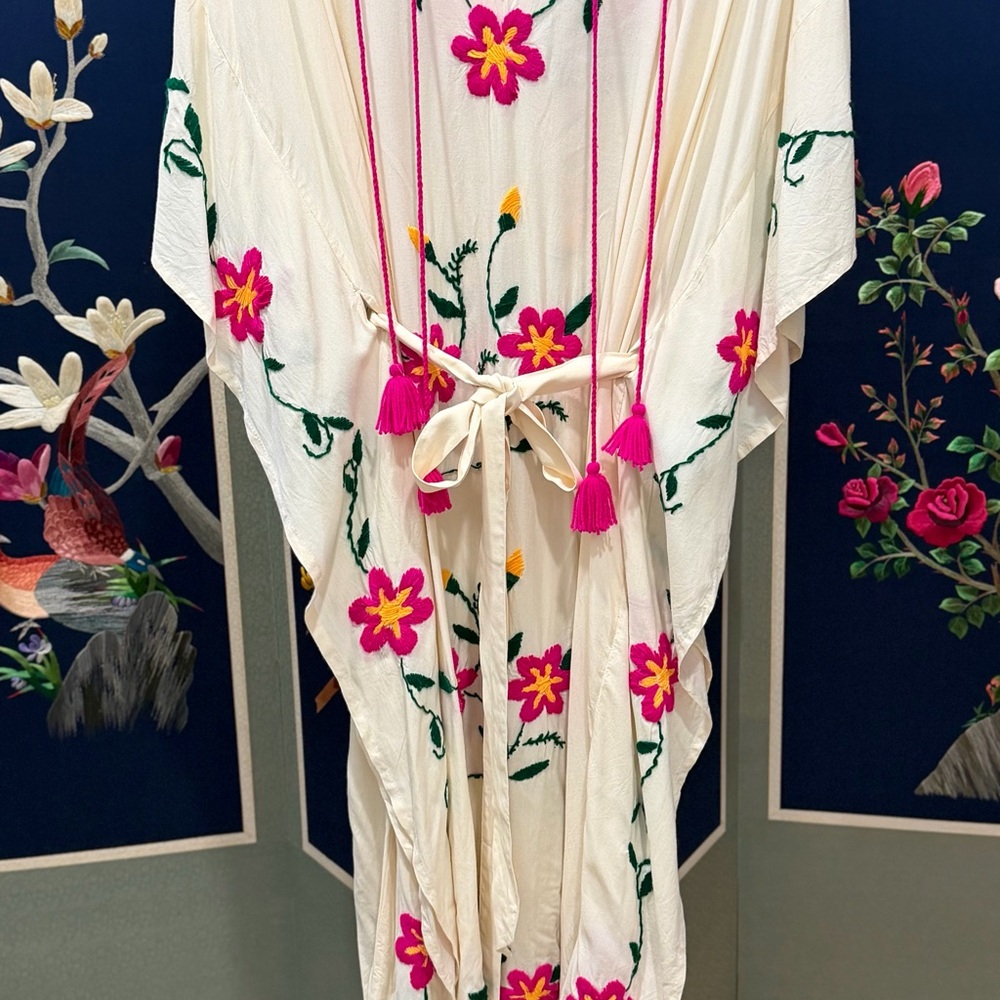 Sold  elsewhere Spell  Sayulita Kaftan with Pink and Green Embroidery Size S/M - Picture 8 of 13